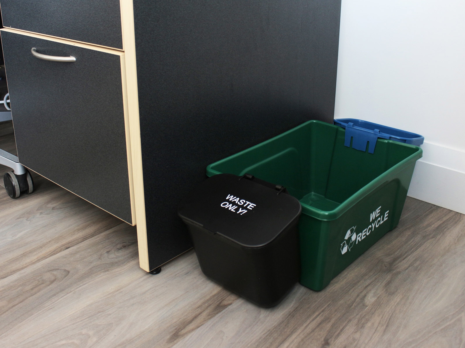 Desk Side Recycling Bin 3 Gallon Recycling Bin