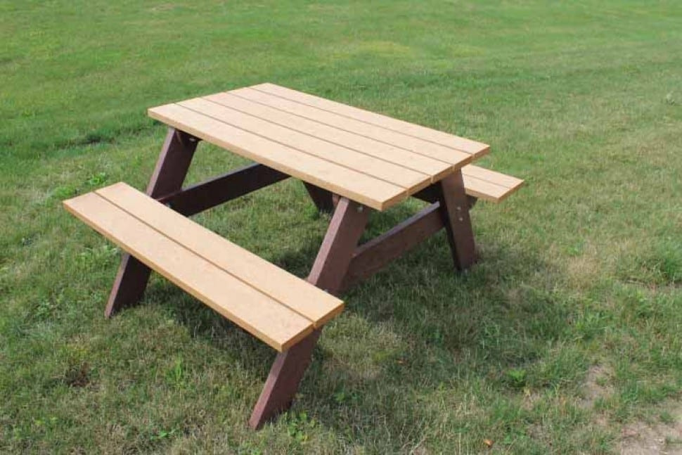 Econo-Mizer 4 Foot Picnic Table