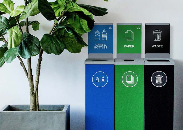 Spectrum Cube Slim Triple with Signs