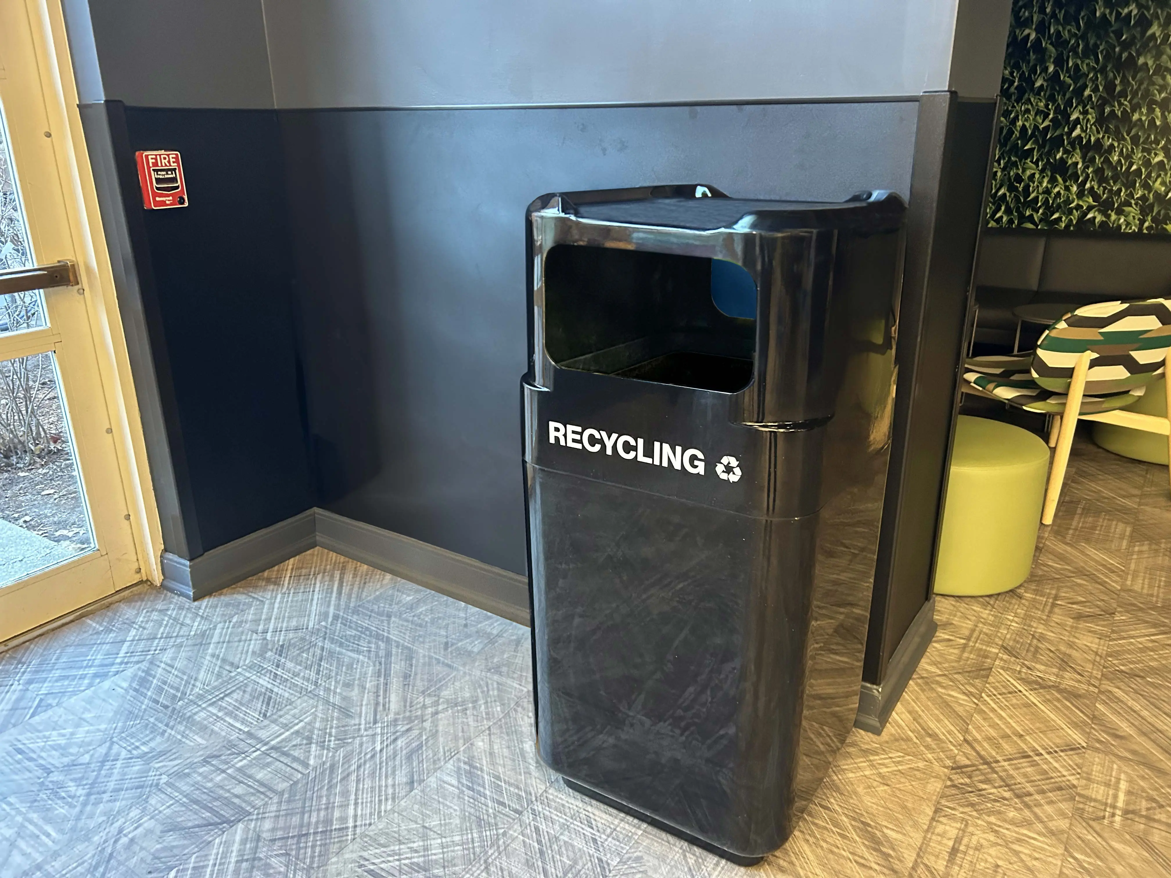 Fiberglass Tray Top Recycling Receptacle