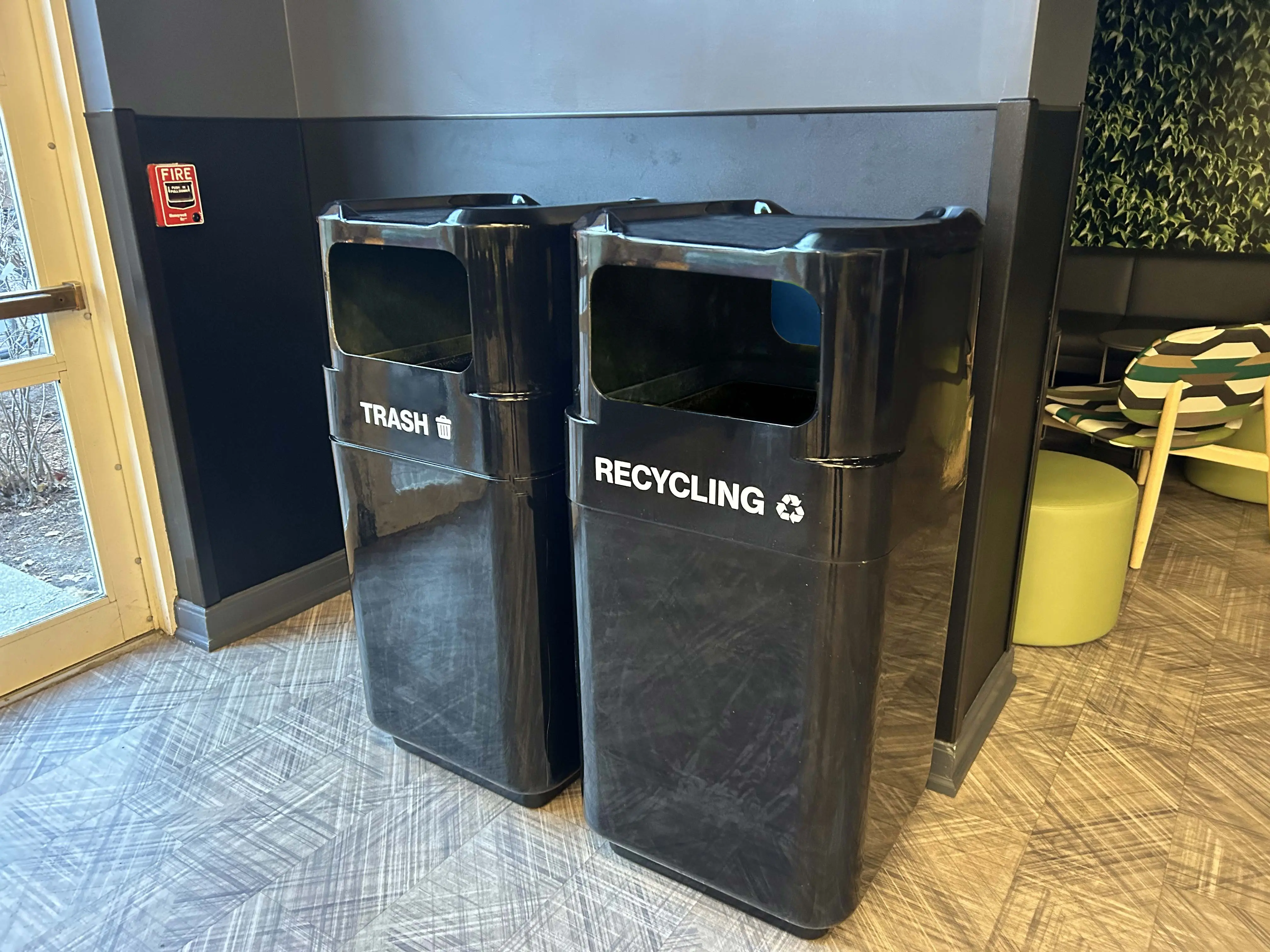 Fiberglass Tray Top Trash & Recycling Combo